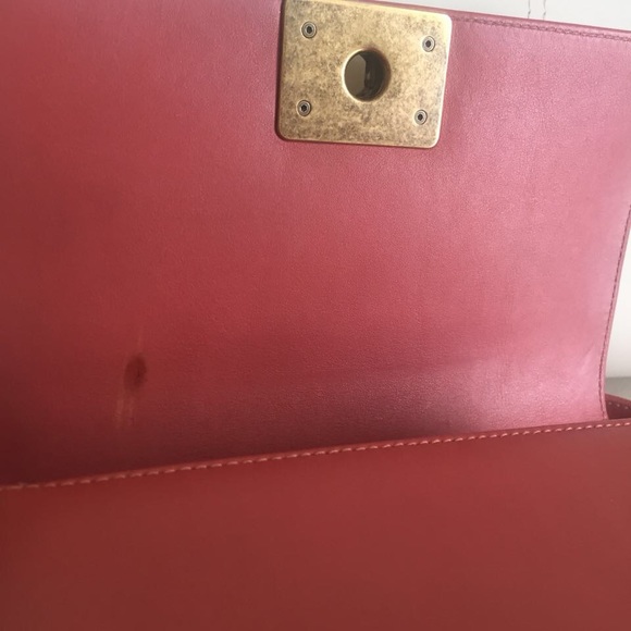 SOLD❌Chanel Metallic Pink Stingray Small Boy - Picture 2 of 8